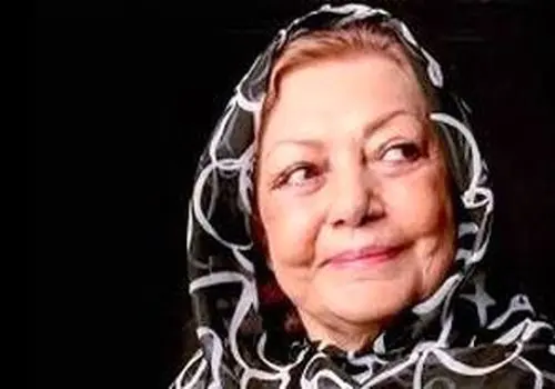 قاب زیرخاکی از حمیده خیرآبادی در کنار جمشید مشایخی و مدیری