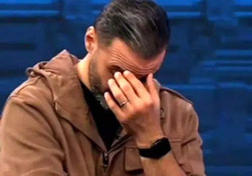 گریه‌کردن مجری تلویزیون به‌خاطر بالارفتن قیمت‌ شیر و ماست!/ویدیو 