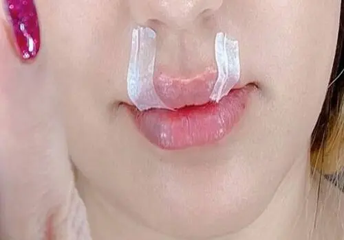 انتخاب چسب مناسب برای نصب انواع قرنیز

