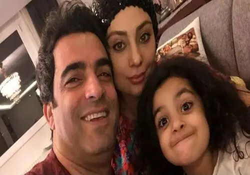 عکس توجه‌برانگیز از منوچهر هادی در جشنواره فجر