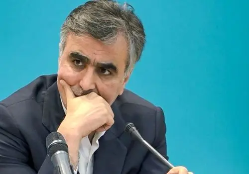 رییس کل بانک مرکزی هیچ کاری نمیتوانند کند / قیمت دلار از دستمان در رفته !