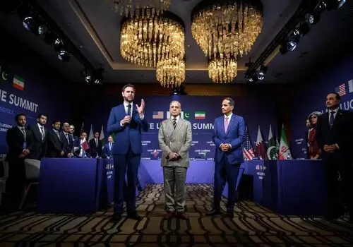 هیئت مذاکره‌کننده ایرانی به تهران رسید
