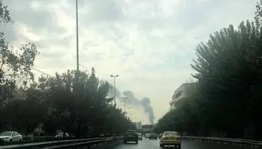 حریق ساختمان نیمه‌کاره علت بلند شدن دود غلیظ در شرق تهران