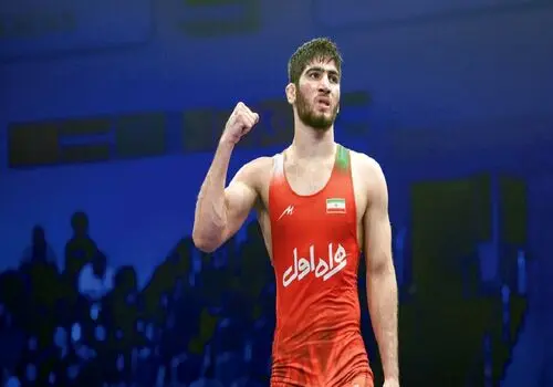 این زن آلبانیایی زیباترین داور جهان است/ تصاویر