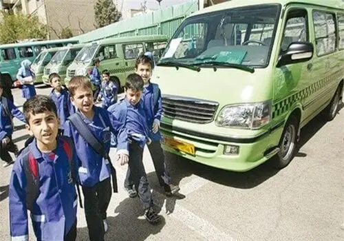 کودک شما از مدرسه رفتن می‌ترسد و گریه می‌کند؟ / این توصیه‌ها را بخوانید