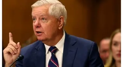 پیشنهاد سناتور گراهام برای انتقال پایگاه‌های نظامی از اسپانیا به کشورهای حامی جنگ
