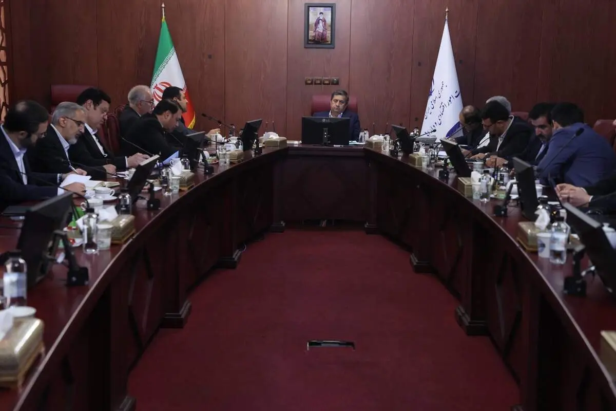 بانک ها اموال مازاد خود را واگذار کنند