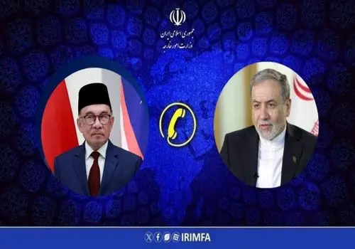 عراقچی: جنایت آمریکا در هدف قرار دادن ناوچه دنا را در مراجع بین‌المللی پیگیری خواهیم کرد
