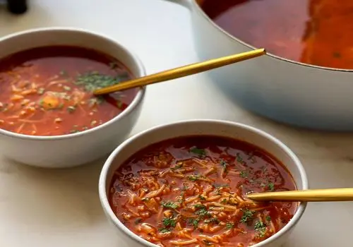 شام امشب با من: سوپ ورمیشل؛ غذای شماره یک مبارزه با سرماخوردگی! (راز پخت نسخه رستورانی در منزل)
