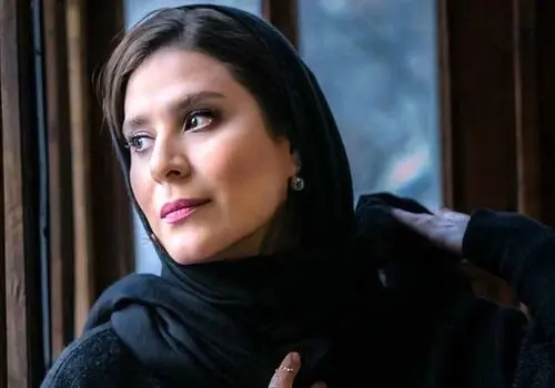 تصویری پربازدید از سحر دولتشاهی در پشت صحنه «افعی»