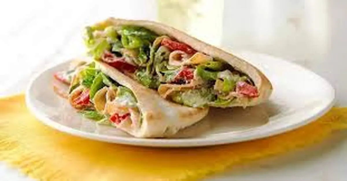 طرز تهیه نان پیتا خانگی خوشمزه

