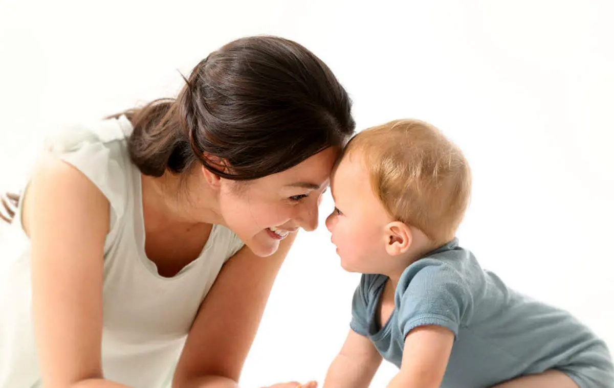 علاقه نوزاد به مادر را چطور متوجه شویم؟
