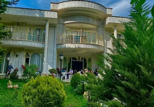 کیف‌قاپی از سالمندان؛ سارق فقط یک کیف را نمی‌برد!