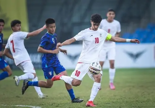 منتخب مازنی‌های لیگ برتر برابر نساجی! | مازندران چراغ فوتبال را روشن کرد