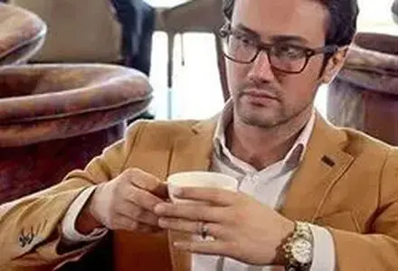 ویدیوی جشن تولد خودمانی شاهرخ استخری وایرال شد!