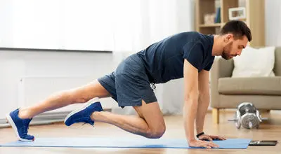 روزتان را سالمتر شروع کنید! تمرینهای صبحگاهی برای آقایان ۴۵+