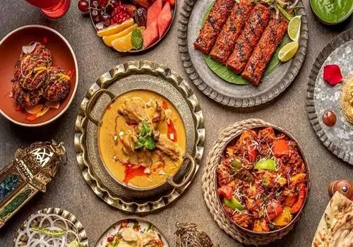 خوردن وعده «سحری» برای روزه داران لازم است
