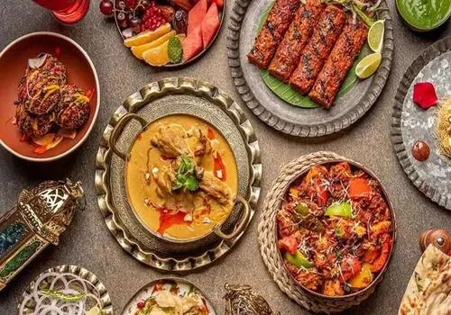 خوردن وعده «سحری» برای روزه داران لازم است
