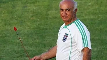 نمی‌توان لیگ را ادامه داد | کل فوتبال ایران از آسیا عقب است
