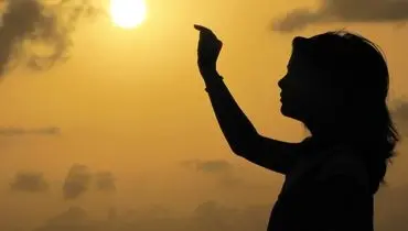 غروب آفتاب و اضطراب شبانه؛ علت چیست؟

