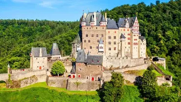 روایت 900 ساله یک خاندان در قلعه‌ای آلمانی + عکس