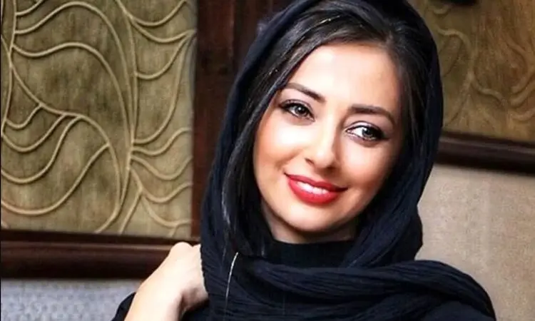 نفیسه روشن: هیچ کاری بدون اذن او اتفاق نمی‌افتد+فیلم
