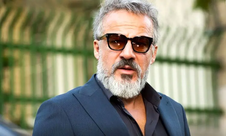 حضور امیر آقایی در آیین رونمایی کتاب «در تقدیر درخت و دو دفتر»؛ ستایش شعر و معنا در شبی ادبی

