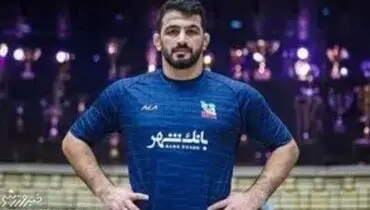 حسن یزدانی و خواننده پرحاشیه در یک قاب