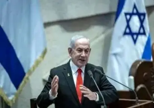 تصویری از حضور نتانیاهو در محل اصابت موشک ایران