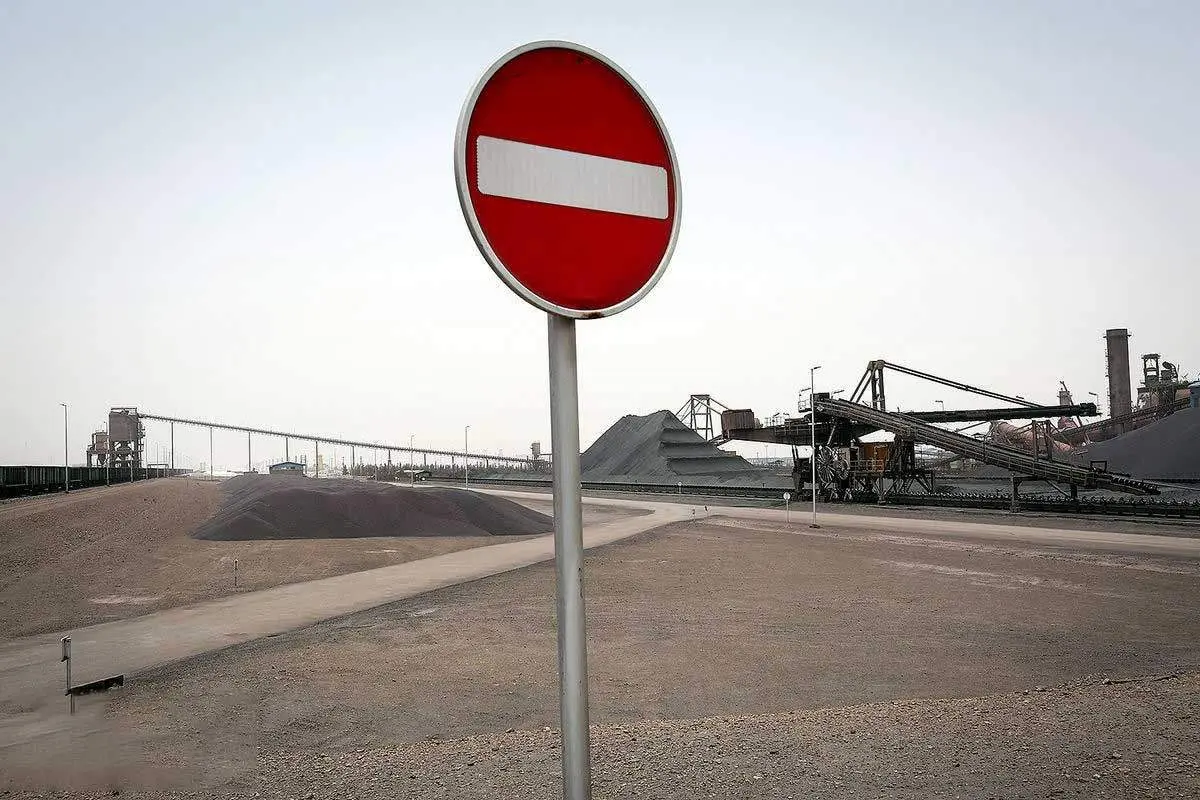 تلهِ معیشتی در ایران/ اقتصاد ایران در وضعیت «صبر و انتظار»