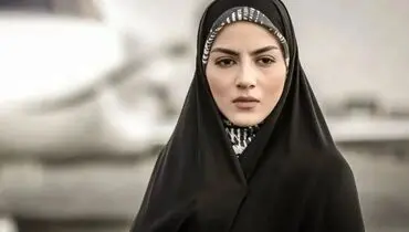 ژست متفاوت بازیگر آقازاده وسط ریل قطار!