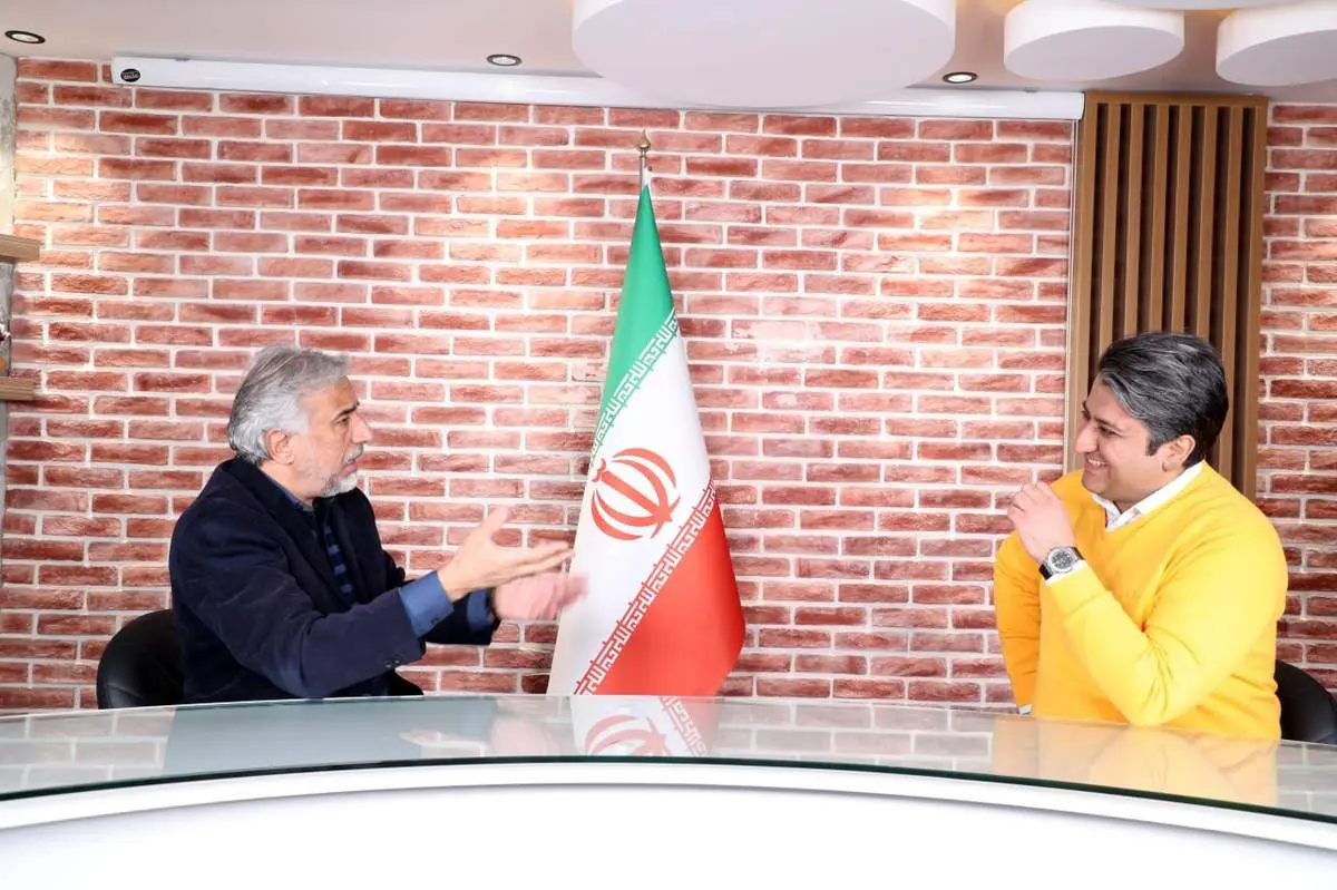 گالری: محمود دینی در استودیوی پارسینه