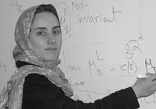 فرمول زندگی مریم میرزاخانی؛ ملکه ریاضی جهان + فیلم
