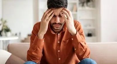 خوددرمانی می‌کنید؟ این بیماری روحی در کمین شماست
