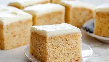 کیک موزی بدون تخم‌مرغ و روغن؛ فقط چهار ماده و یک طعم فوق‌العاده