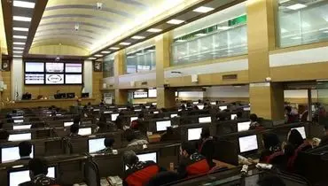 پذیرش ۵ مدل خودرو وارداتی در بورس کالای ایران؛ ۲۵۱۲ دستگاه در راه بازار