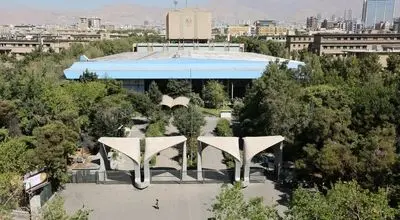 عکس‌های تاریخی از ساخت دانشگاه تهران ۹۰ سال پیش
