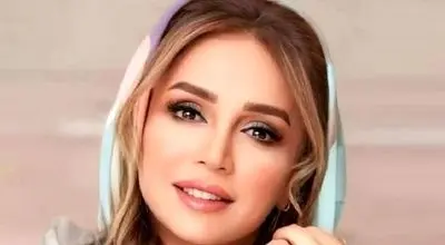 شباهت عجیب چهره شبنم قلی‌خانی با خواهرش/عکس