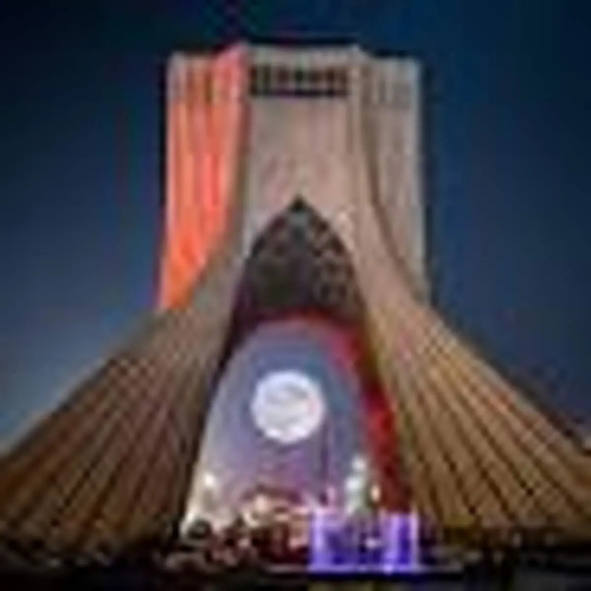 هدف قرار گرفتن برج آزادی تکذیب شد
