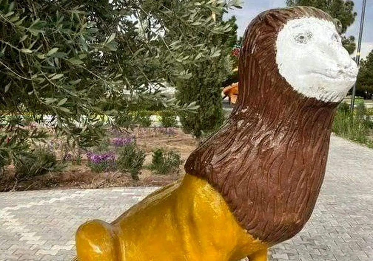 پشت پرده مجسمه های شیر عجیب و غریب در رشت + عکس