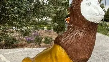 پشت پرده مجسمه های شیر عجیب و غریب در رشت + عکس