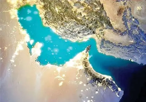 ایران تنگه هرمز را بازگشایی کرد