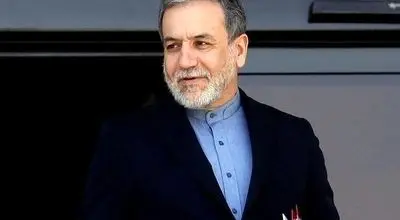  توئیت عراقچی در واکنش به حضور رهبر انقلاب در حسینیه امام خمینی(ره) 