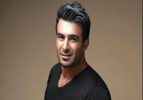 واکنش احساسی یوسف تیموری به سلامتی دوست بازیگرش + عکس