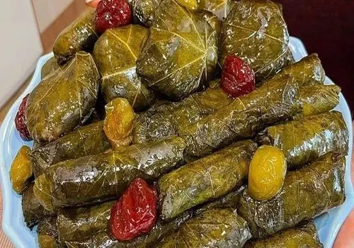 آموزش دلمه فلفل دلمه‌ای/  شاهکار رنگین و مغذی آشپزی ایرانی+ویدیو 
