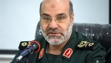 آخرین سلام نظامی پسر شهید زاهدی به پدرش+فیلم
