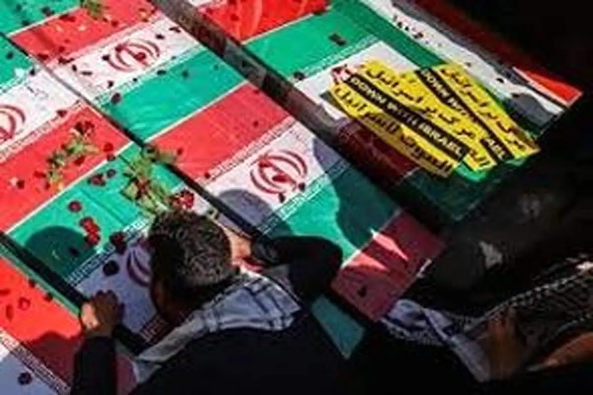 عکسی که از پیکر دکتر مینوچهر منتشر شد