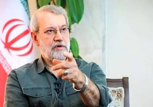  صحبت‌ها و تیپ خاص جواد لاریجانی در راهپیمایی ۲۲ بهمن+ تصویر 