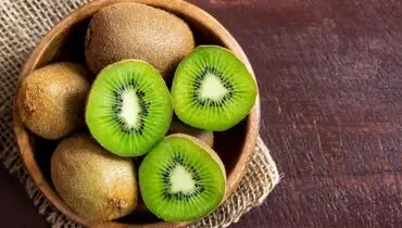 کدام میوه پوست شما را سرشار از ویتامین C می‌کند؟

