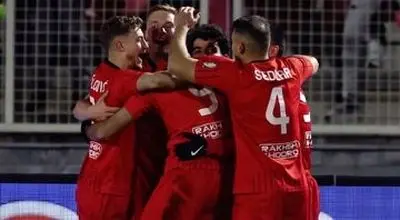 پاسخ تند تراکتور به بیانیه پرسپولیس؛ چرا وقتی به مادر بیرانوند توهین شد حرفی نزدید؟